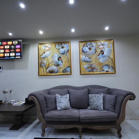 Jootiq Loft Apartment วูเลียกเมนี ภายนอก รูปภาพ