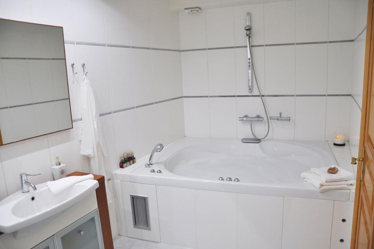 Jootiq Loft Apartment วูเลียกเมนี ภายนอก รูปภาพ